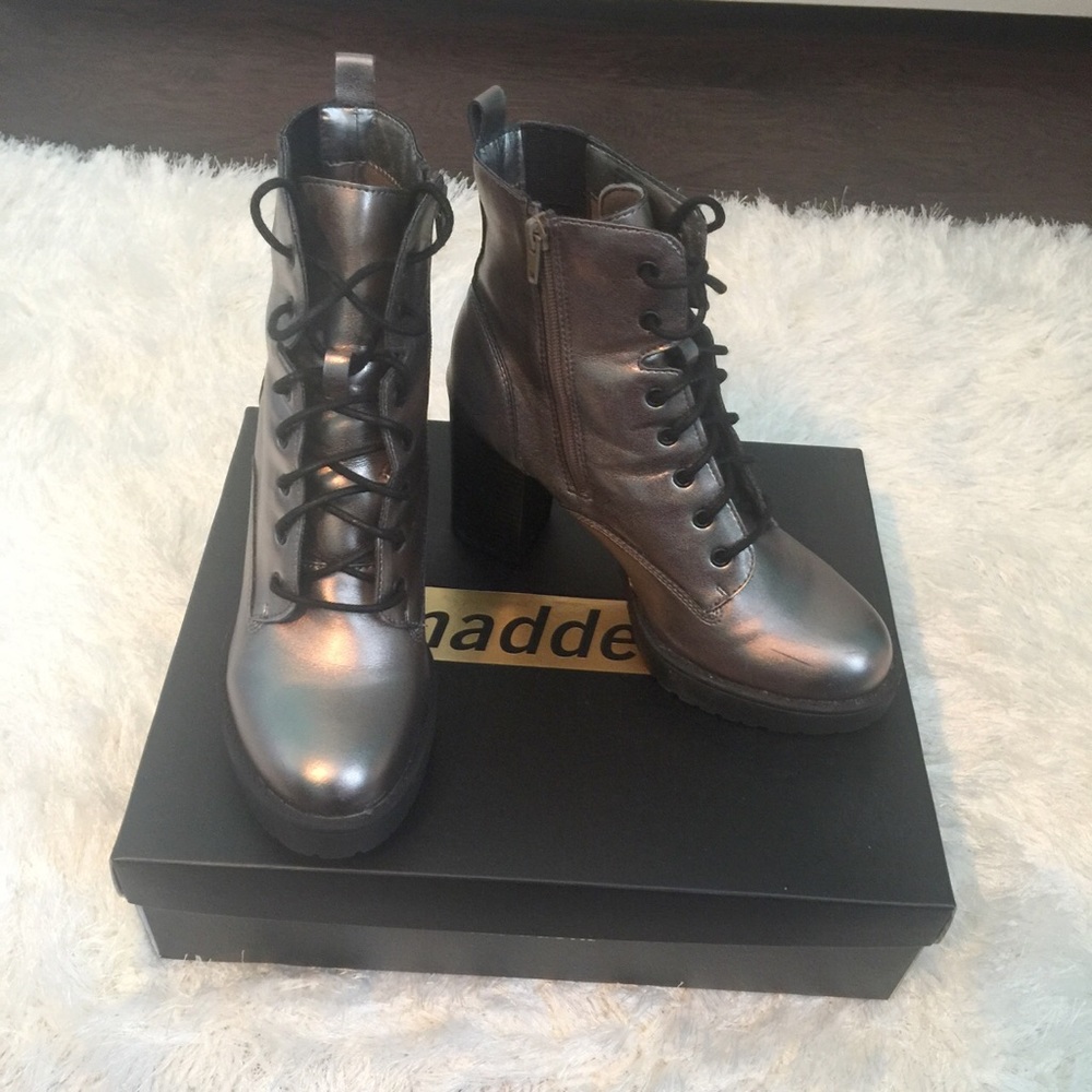 Steve Madden Boots